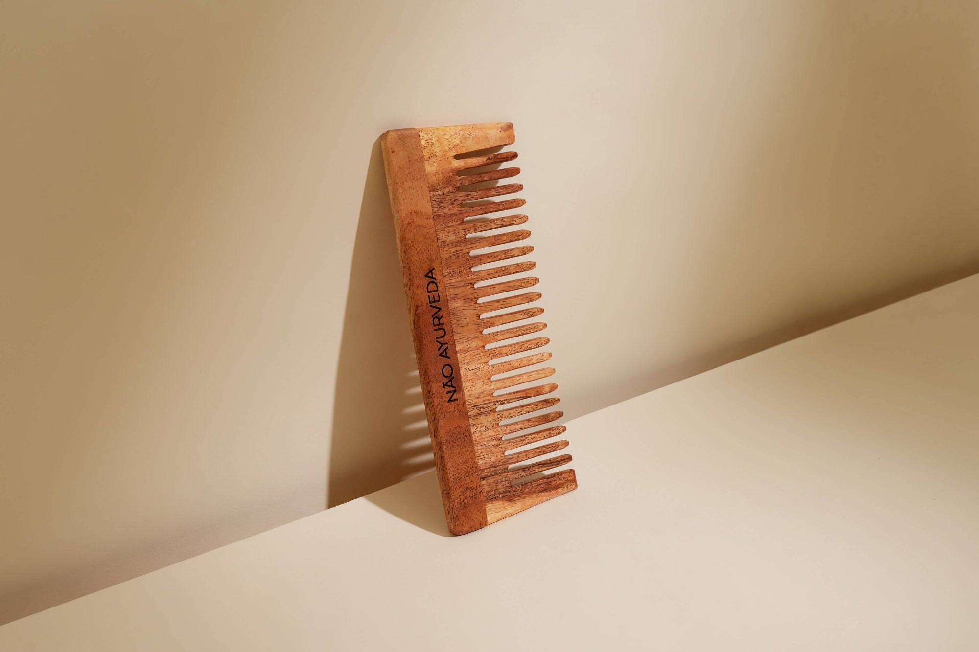 Nao Ayurveda - Neem Comb